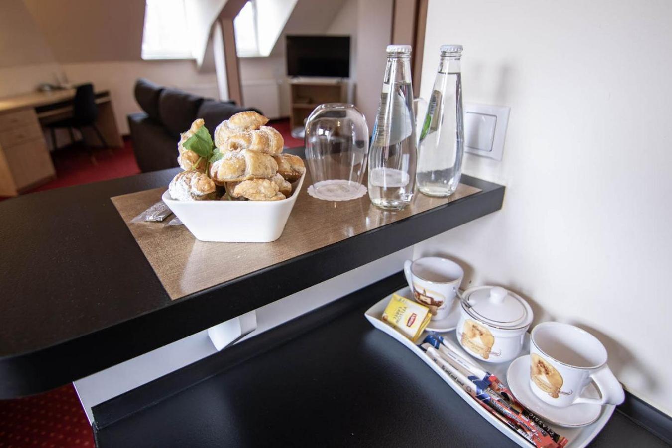 Hotel Zamkowy Walbrzych Bagian luar foto