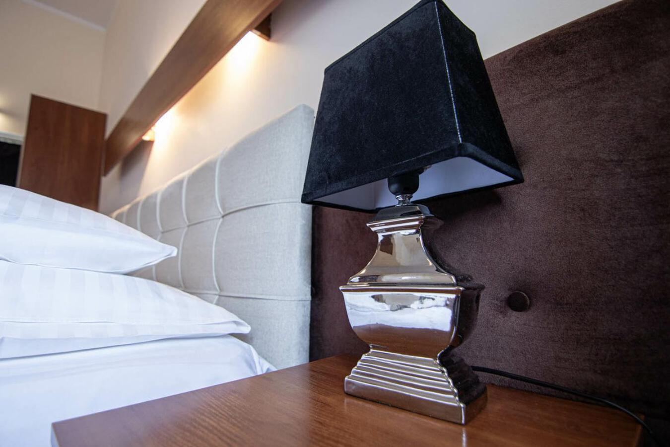 Hotel Zamkowy Walbrzych Bagian luar foto