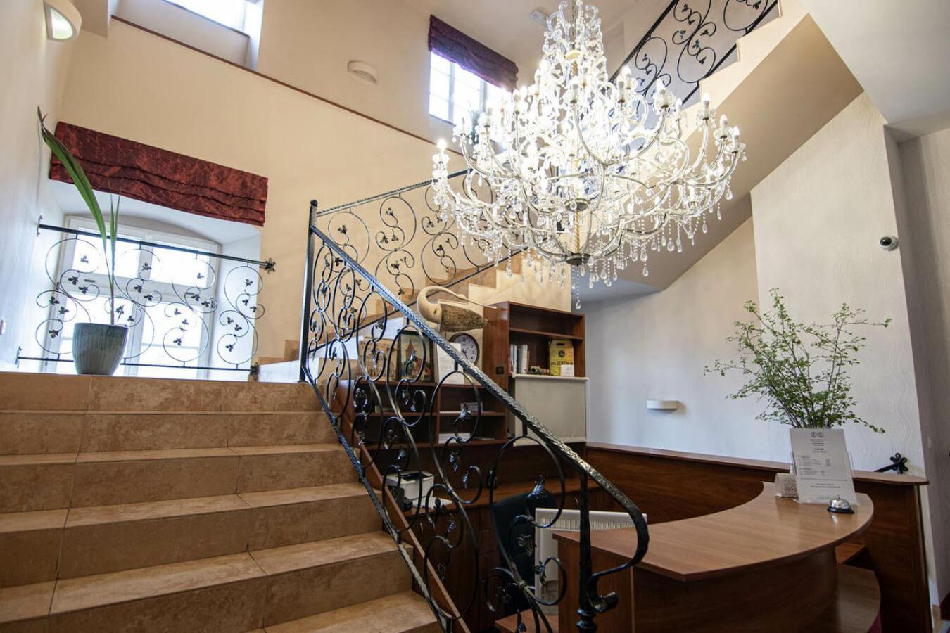 Hotel Zamkowy Walbrzych Bagian luar foto