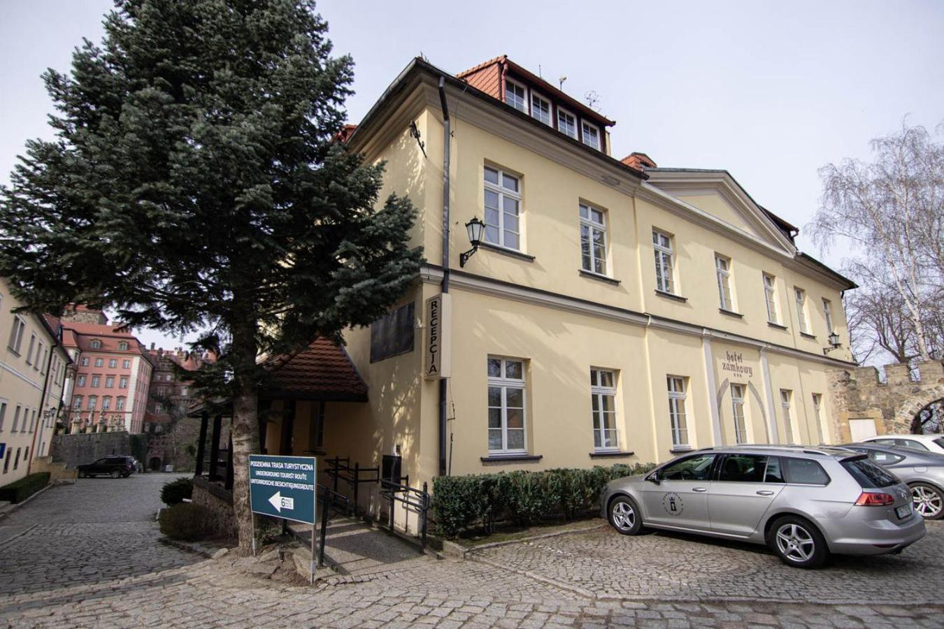 Hotel Zamkowy Walbrzych Bagian luar foto