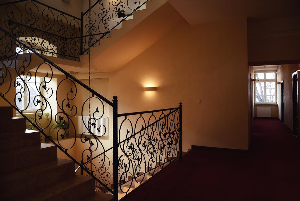 Hotel Zamkowy Walbrzych Bagian luar foto